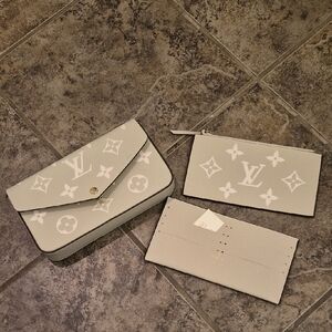 Louis Vuitton Light Gray Monogram Set